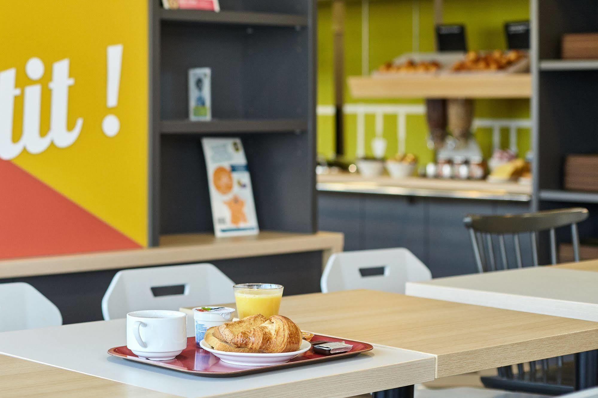 科尔马维格诺波斯奥斯特住宿加早餐酒店 万泽内姆 外观 照片